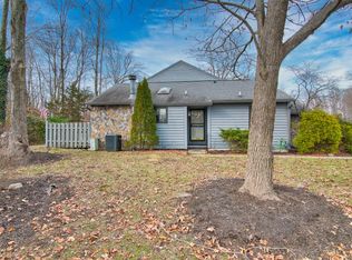 1039 Crisfield Dr, Cincinnati, OH