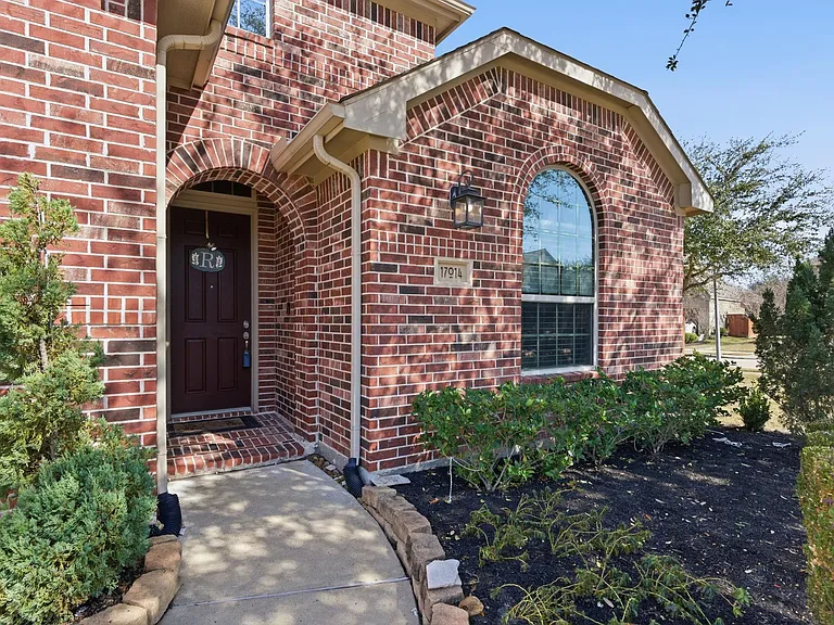 17014 Wellinghoff Ct — Photo 5