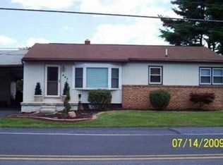 605 Evergreen Rd, New Cumberland, PA 17070