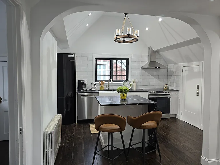 83 Rollins Ave #2 — Photo 13