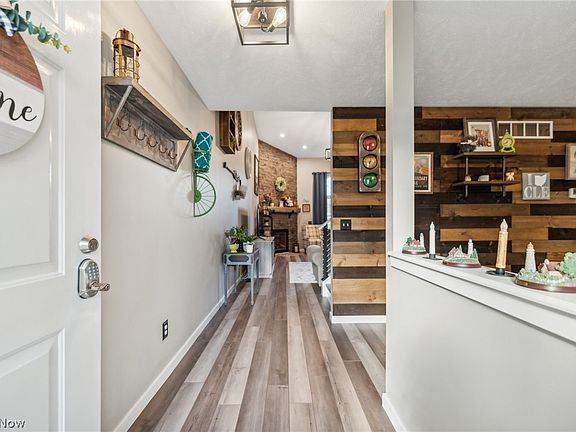 3rd image of 1263 Watermark Ln
