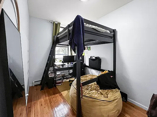 Rented by Corcoran | media 23