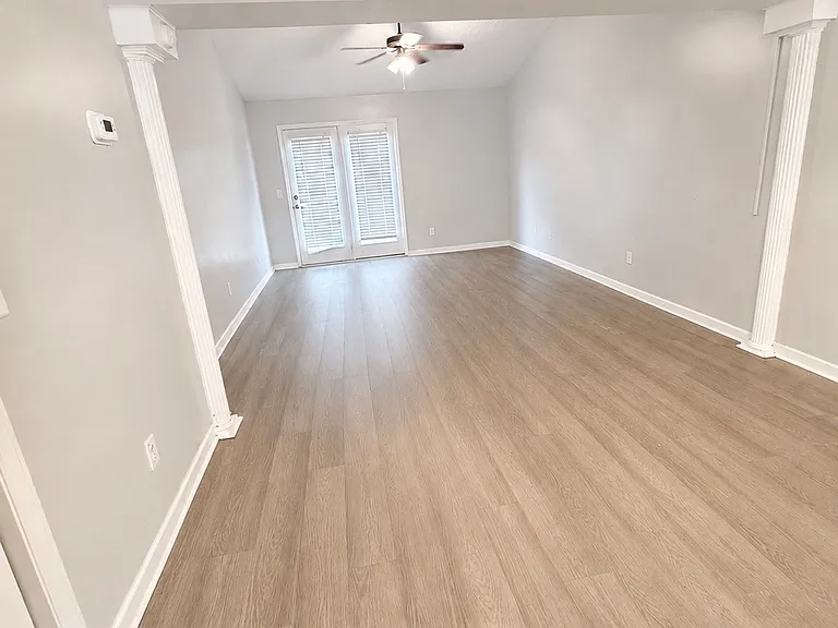 604 Beretta Dr — Photo 4
