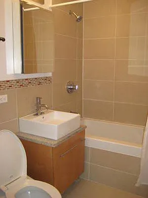 Rented by MCR Realty | media 6