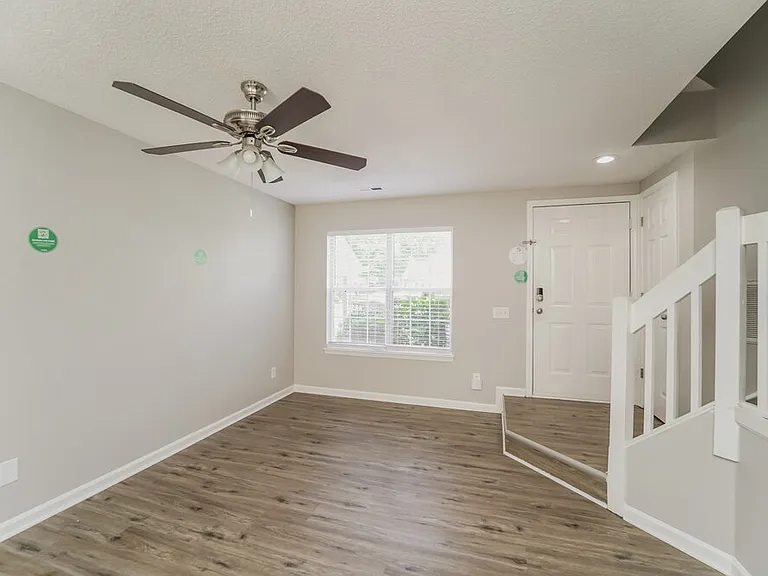 5746 Prescott Ct — Photo 7