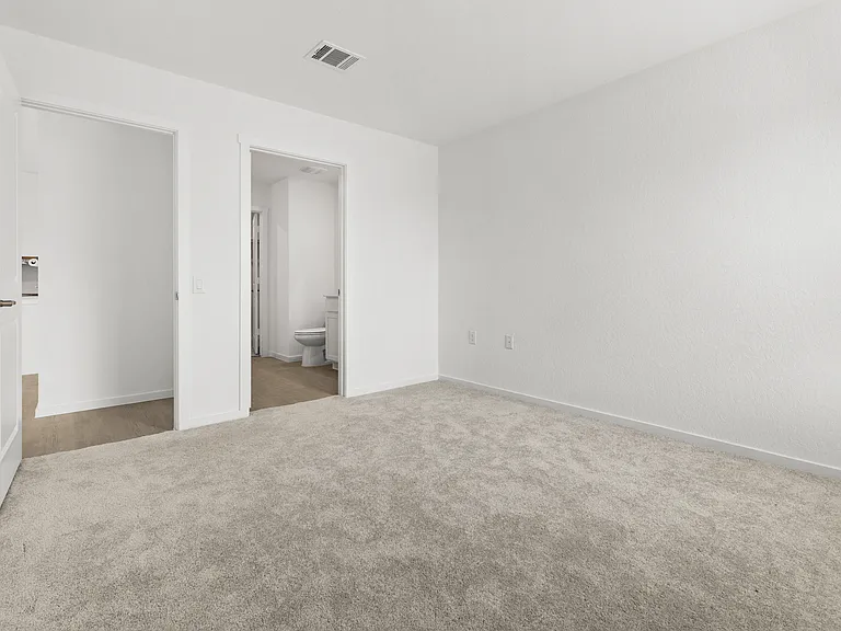 13422 Furyk Dr — Photo 4
