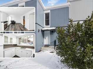 25 Britten Close #9A, Hamilton, ON L9C4J8