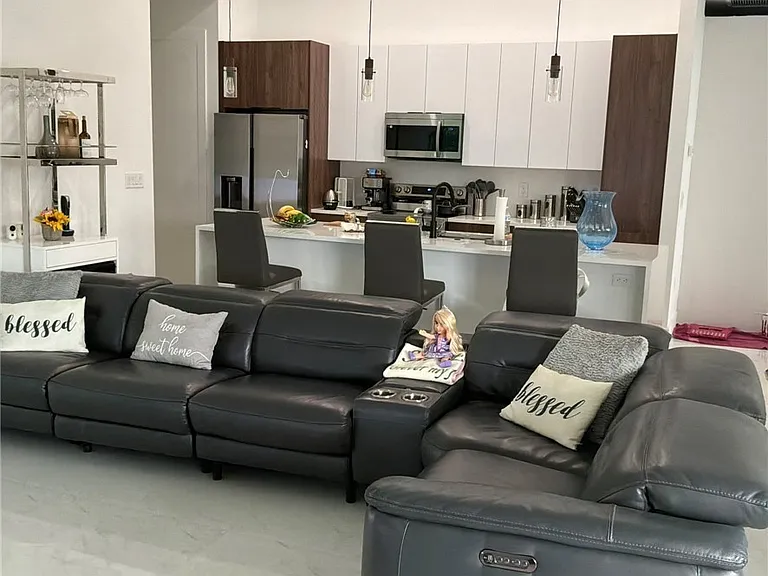 2506 SW Embers Ter — Photo 14