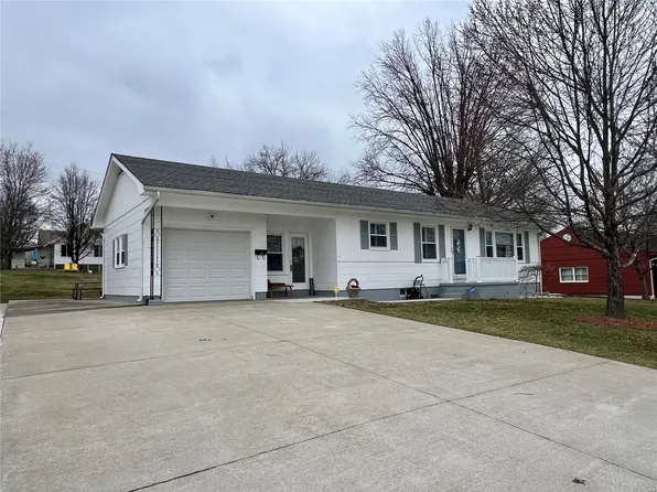 4924 Pulliam St, Hannibal, MO 63401