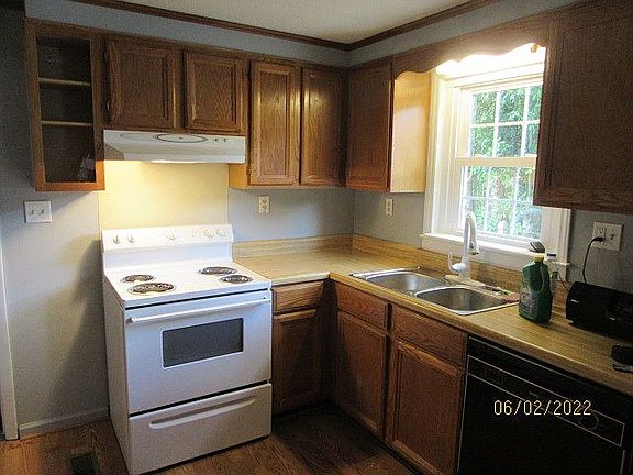 4th image of 4516 Dove Pl