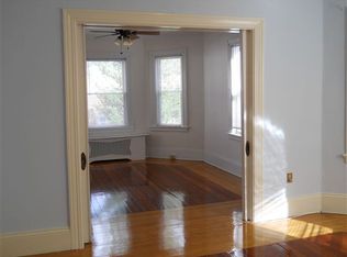 211 4th St, Providence, RI 02906