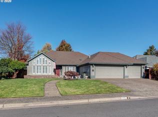 3363 Hampton Way, Eugene, OR 97401