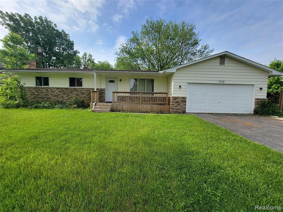 1st image of 7142 Popplewood Dr