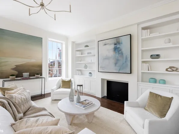 929 Park Avenue 12C image 2 of 9