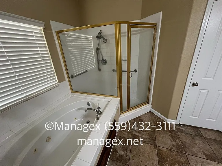 1151 E Pinehurst Ave — Photo 13