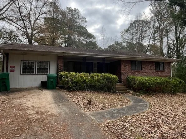 4089 Thetford Ct, Decatur, GA 30035