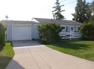 41 Santus Dr, Rossford, OH 43460
