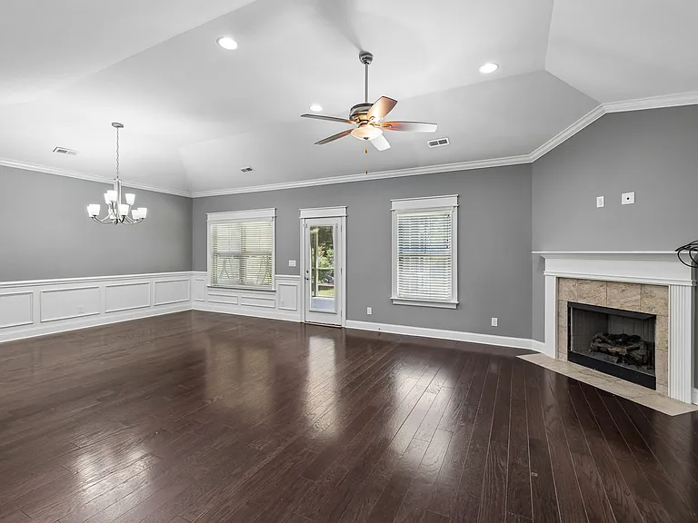 5425 Bungalow Cir — Photo 20