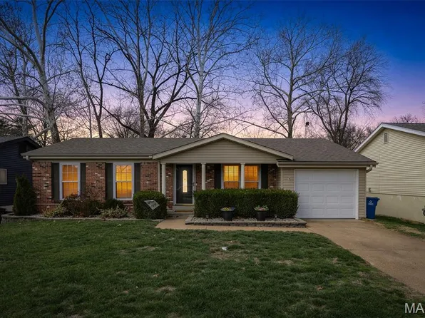 3 Chappel Ct, Ballwin, MO 63021