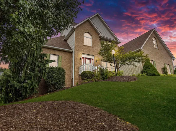 1009 Autumn Ave, Morgantown, WV 26508