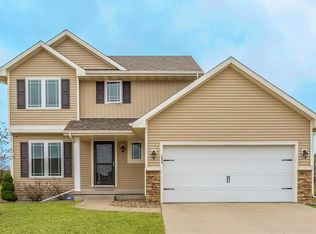1835 SE Clover Ridge Dr, Ankeny, IA 50021