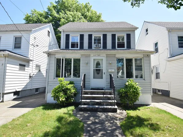 92-51 224th Street, Queens Village, NY 11428