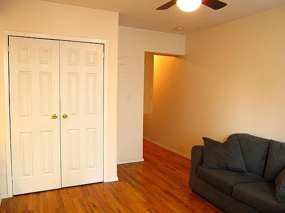 3rd image of 461 W 44th St APT 6F