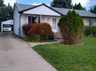39 Eastlawn Dr, Rochester Hills, MI