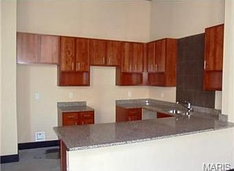 4th image of 1113 Washington Ave Unit 304