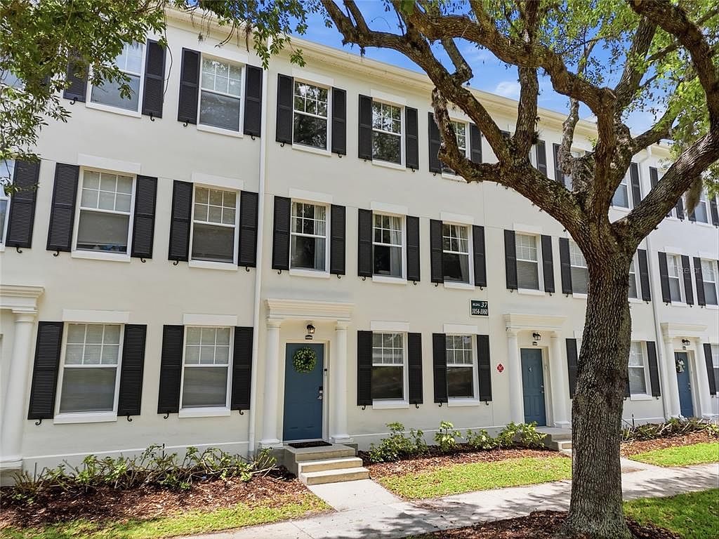 1056 Waterside Dr #1056