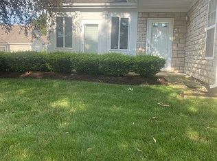 30 Edinburgh Village Dr, Dayton, OH 45458