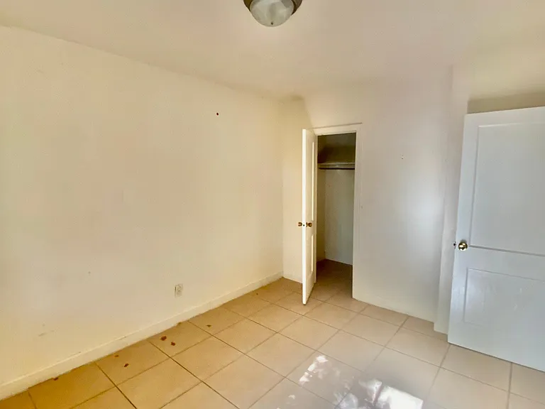 2114 Spring Park Rd — Photo 39