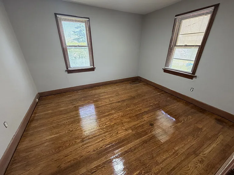 5324 Fletcher St — Photo 5