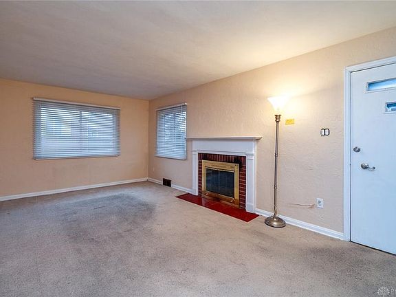 5th image of 26 Burgess Ave