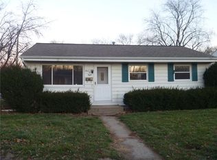 308 Fairlane Ave, Pekin, IL 61554