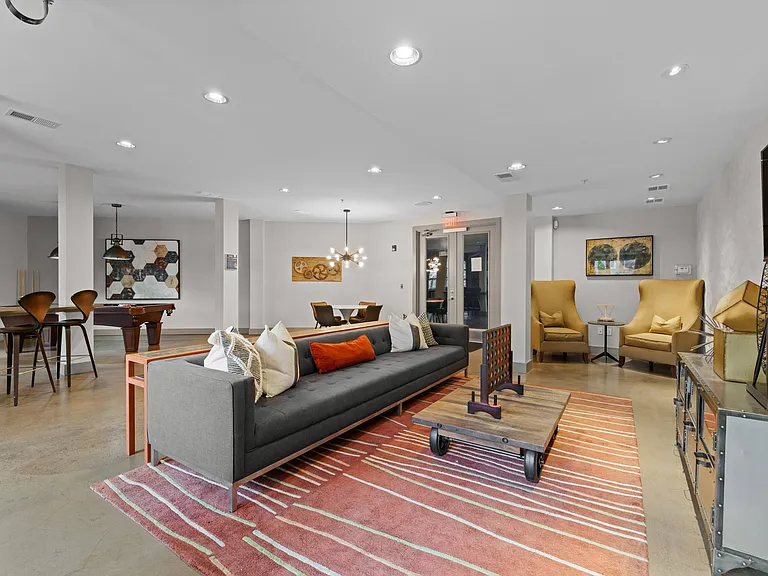 Block Lofts — Photo 14