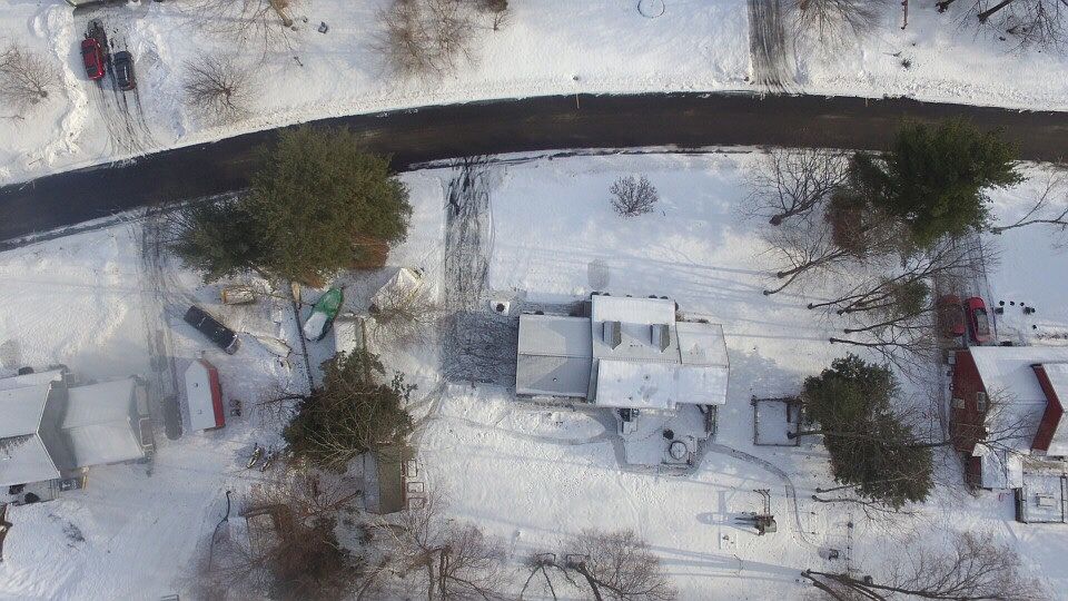 1st image of 18 Woodland Dr