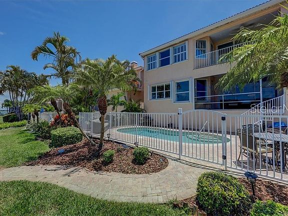 5th image of 158 Sand Key Estates Dr