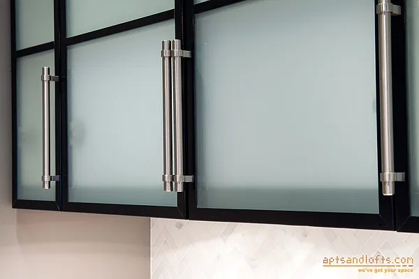 Sold by aptsandlofts.com | media 17