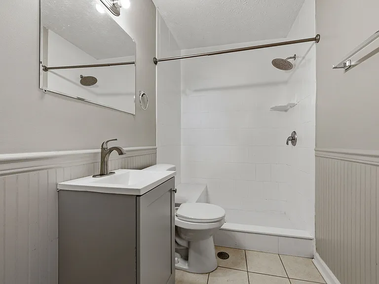 2 Mississippi Dr — Photo 12