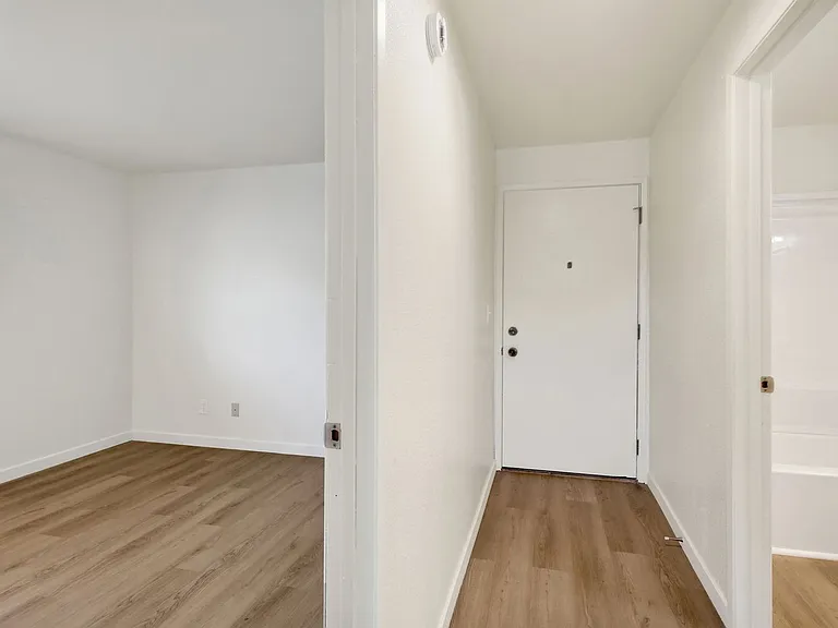 3510 Northwest Ave — Photo 9