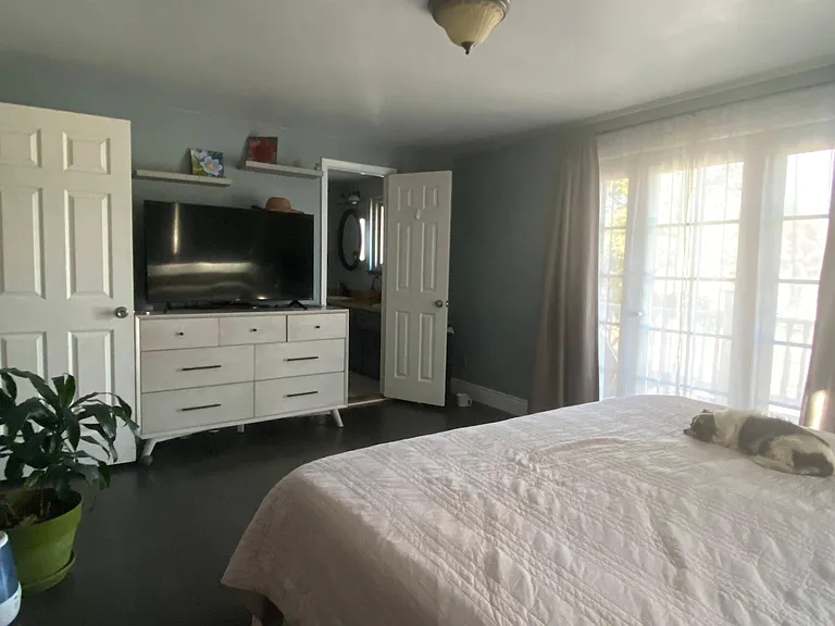 2722 Flintridge Dr — Photo 14