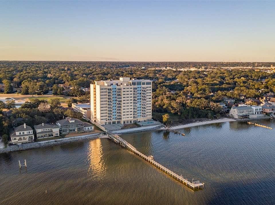 1st image of 825 Bayshore Dr APT 801
