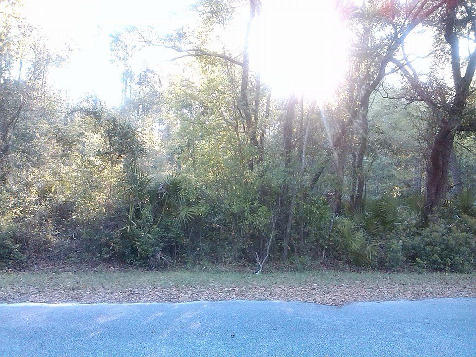 1/2 acre Lot