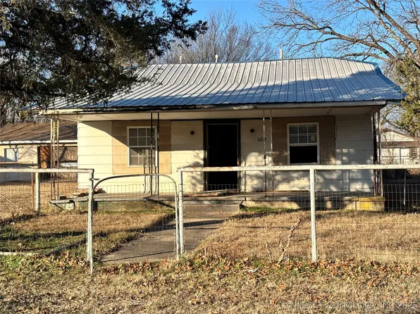 1218 N Oklahoma Ave, Okmulgee, OK 74447
