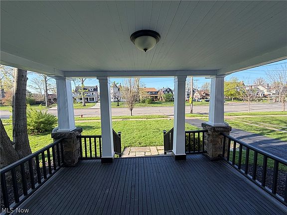 5th image of 12988 Clifton Blvd