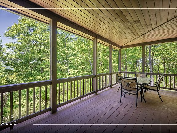 5th image of 115 Fox Knob Drive