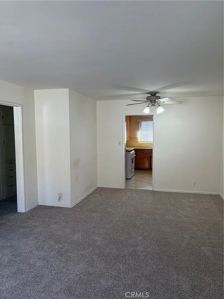 2 bed, 925 sqft, $2,098 — Photo 4