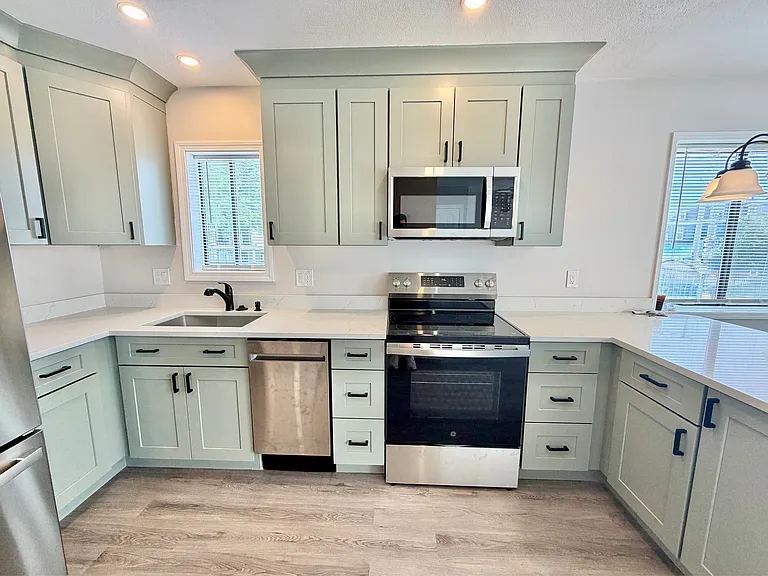 11 Highland Ave #A — Photo 7