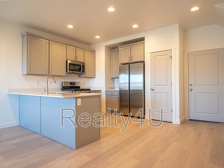 3545 Hardman Way #1 — Photo 3